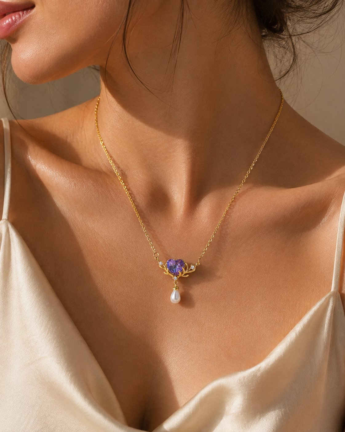 Avora Necklace
