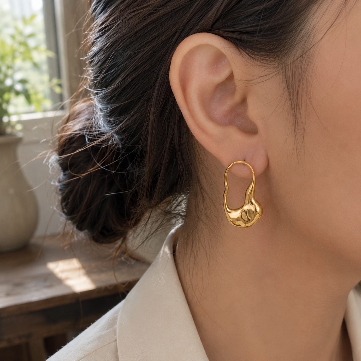 Uro Earring
