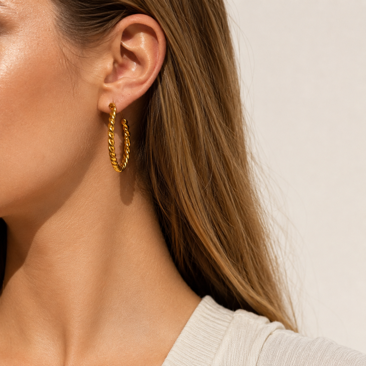 Heno Earring
