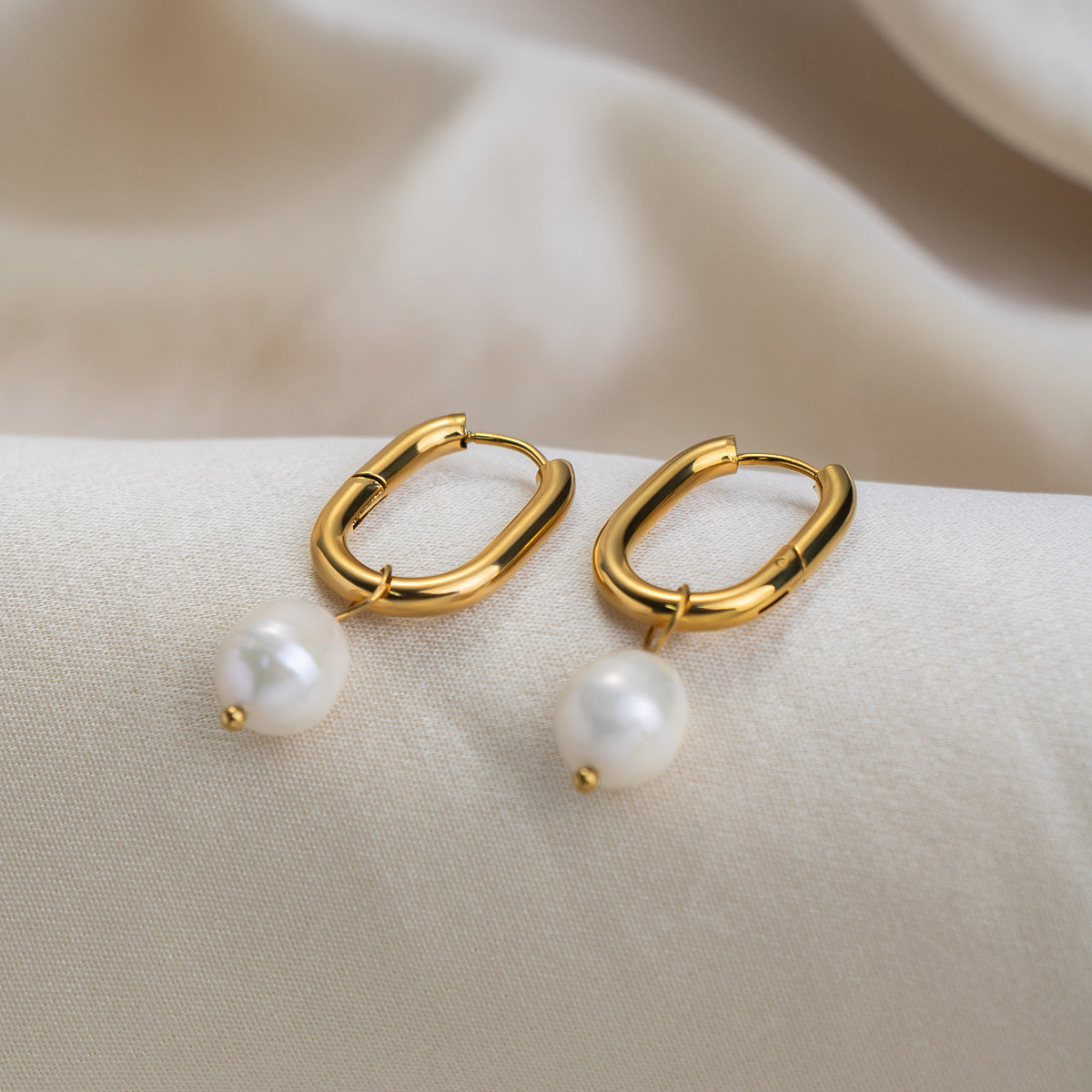 Emuri Earring
